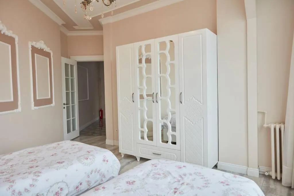 Taksim Square Apartment, Great View, Luxury Istanbul