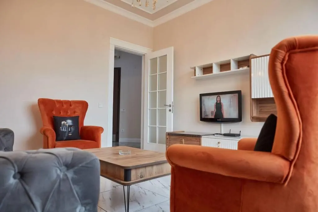 Taksim Square Apartment, Great View, Luxury Istanbul